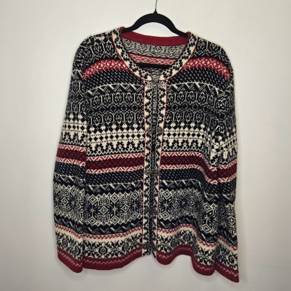 Women's Nordic Patterned Cardigan - Black, Cream & Red with pewter clasps